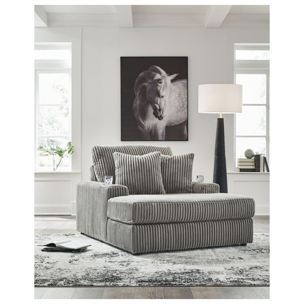 Ashley Furniture   2110515