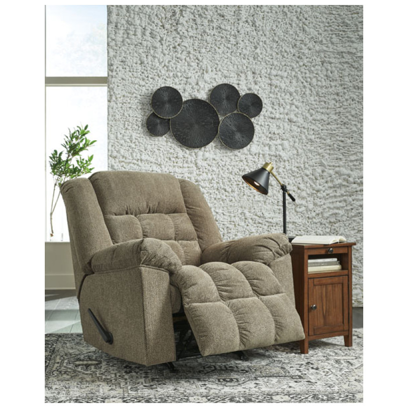 Ashley Furniture   4450525